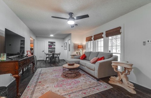 Tech Terrace House | Lubbock Rental Home Near Texas Tech University!
