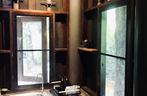 Nuea Khlong House | Luboa Hut - Tiny House