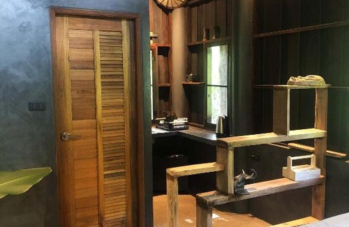 Nuea Khlong House | Luboa Hut - Tiny House