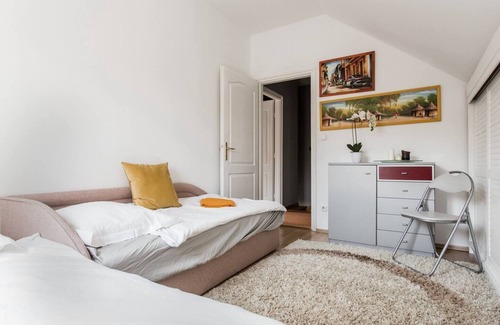 Budaors House | Luca Holiday Hous