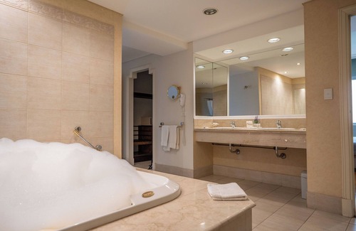 Comodoro Rivadavia Hotel | Lucania Palazzo Hotel
