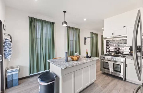 Indianapolis House | Lucas Oil Stadium Sanctuary! Hot Tubs! Games!