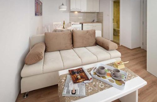 Old Town Apartment | Luce