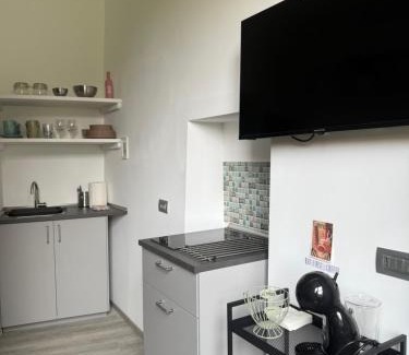 Bellano Apartment | LUCE SUL LAGO - CENTRO STORICO - Lake 3min walking