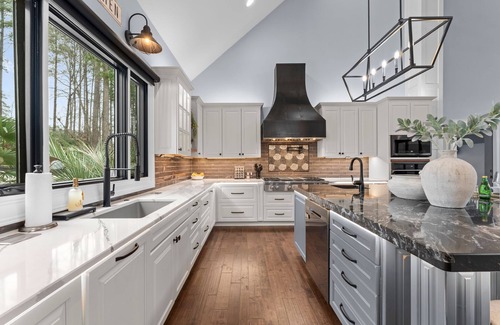 Mayhew House | Lucent Sunset Retreat w/Heated Pool & Game Room