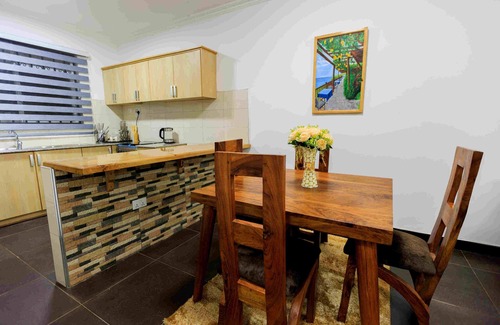 Kampala Cottage | Lucian Cottages: 3 bedroom peaceful retreat in Munyonyo