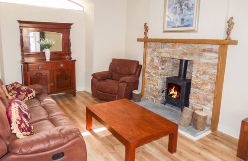 Kilrush Cottage | LUCIDA HOUSE, family friendly in Kilrush, County Clare