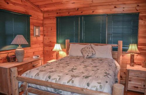 Foxfire Estates House | Lucilles Creekside Hideaway