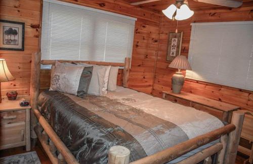 Foxfire Estates House | Lucilles Creekside Hideaway