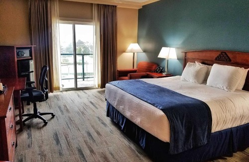 Smith River Hotel | Lucky 7 Casino & Hotel (Howonquet Lodge)