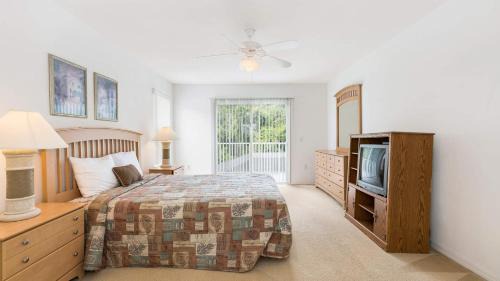 Cumbrian Lakes House | Lucky Charm - Budget-friendly 5 bed vacation home, close to Disney World