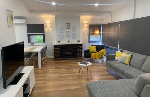 Manjimup House | Lucky Charm Cottage