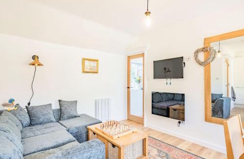 Irstead House | Lucky Duck Cottage