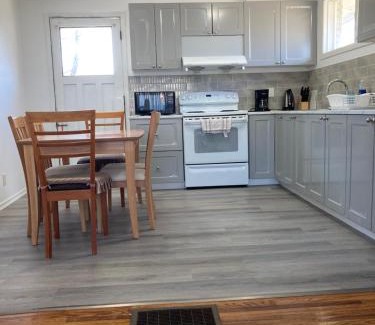 Quinte West House | Lucky home- Vacation Houses