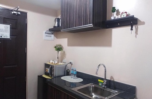 Mabolo Apartment | Lucky Room2 w/Unlmtd Wifi+Cable+Pool+Near SM&Ayala