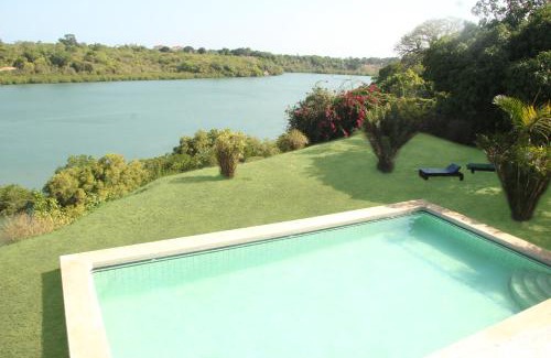 Mtwapa Villa | Lucky Sea Breeze Villa