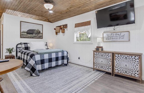 Bandera House | Lucky Star Ranch - Shooting Star