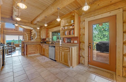 Nemo House | Lucky Strike Lodge
