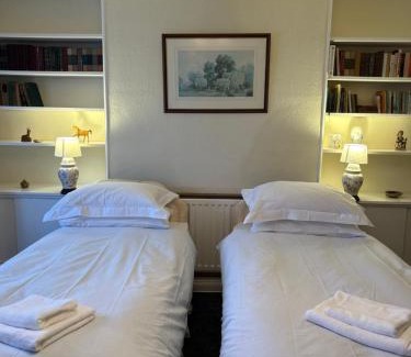 Richmond House | Lucy Cross Guest House