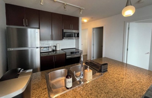 Chinatown Condo | Lucy's house Downtown Vancouver
