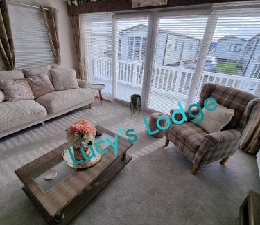 Rhyl House | Lucy's Lodge