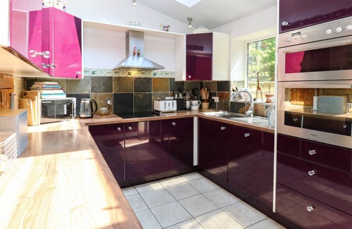 Ogden Cottage | LUDD BROOK COTTAGE, pet friendly, with open fire in Luddenden