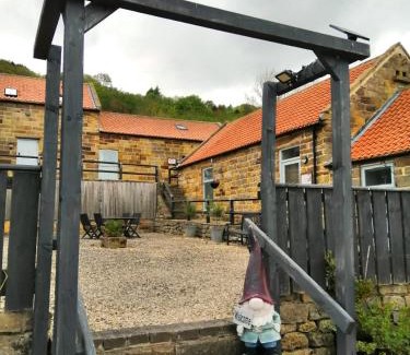 Briggswath House | Luddie's Country Cottages - Rose Cottage