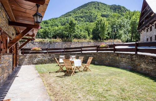 Arties Apartment | Luderna - Apartamento con jardín Crabera