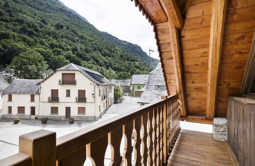 Les House | Luderna - Casa Les er Haro