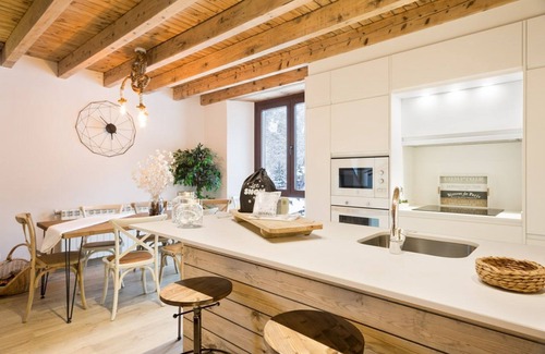 Pujo Apartment | Luderna - Casa Obago