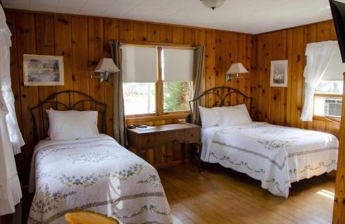 Ludington Hotel | Ludington Blue Spruce Inn