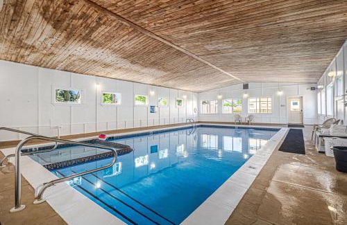 Ludington Hotel | Ludington Pier House