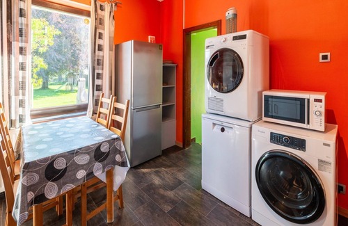 Waimes Villa | Ludogite: Lover’s Retreat