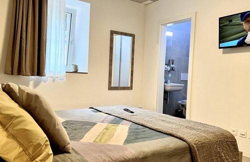 Agno Bed & Breakfast | Lugano Lake Nature bicycle airport train new structure