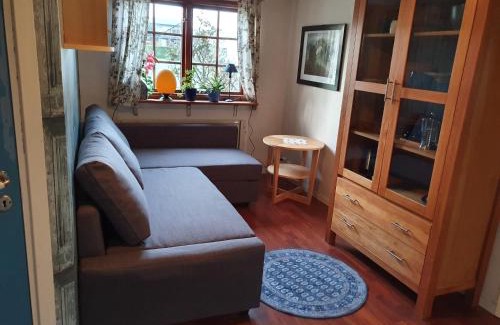 Ljungbyholm Apartment | Lugnt boende Intill Ljungbyån
