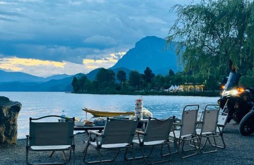 Lugu Lake - Yanyuan Bed & Breakfast | Lugu Lake Motorcycle Travel Home