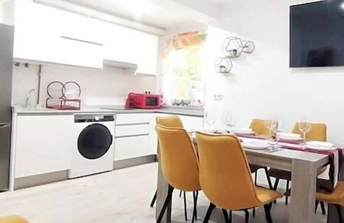 San Lazaro y Otero Apartment | Lujo Parking, Maquina Arcade, Wifi y Netflix