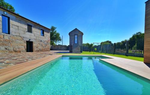 Ribadumia Villa | Lujosa villa con piscina