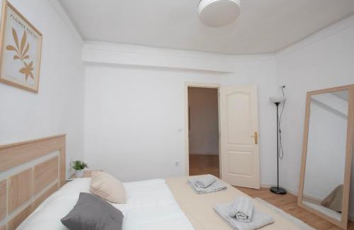 Paterna Apartment | Lujoso Apartamento en Valencia 3 Dormitorios con Parking