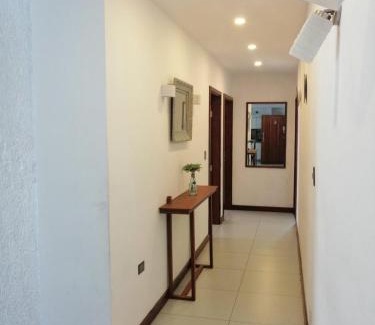Tropical Lowlands Apartment | Lujoso departamento cerca la Plaza Principal