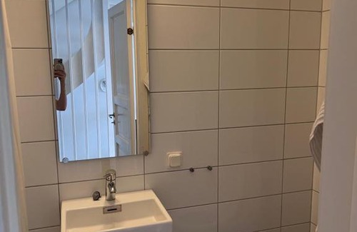 Bara Villa | Lukas Villa