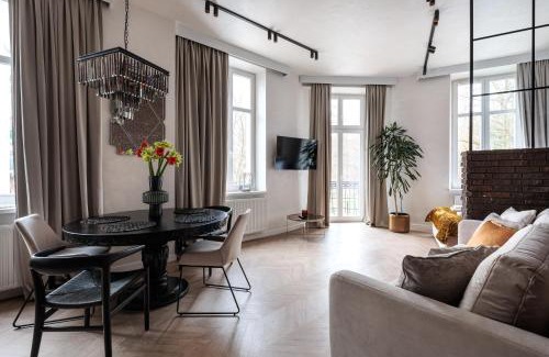Stare Podgorze Apartment | Luksusowy Apartament na Podgórzu - by Upstairs