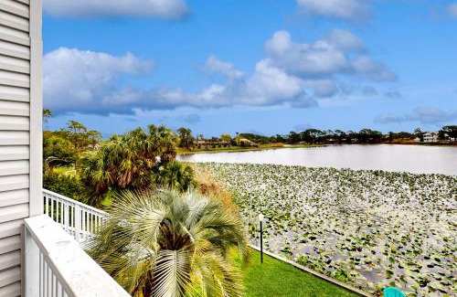 El Centro Beach House | Lullwater Beach Condos 405