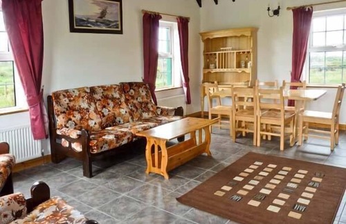 Kincasslagh Cottage | LULLY MORE COTTAGE, pet friendly in Cruit Island, County Donegal