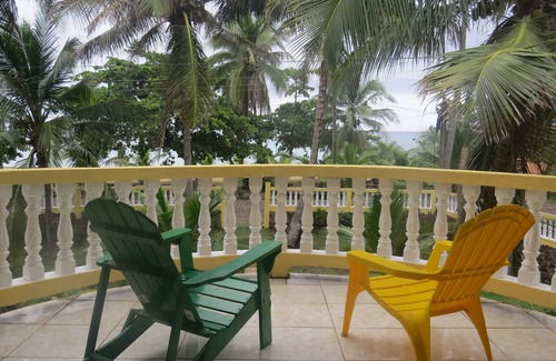 Corn Island House | Lulu's Vacation Rental - 6 Bedroom Beach Front Home