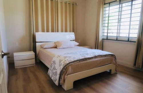 Paramaribo Villa | LUMA RESIDENCES - Premium Cozy 3-Bedroom Stay