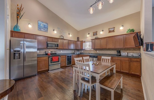 Pepin Condo | Lumberyard Lofts - 15 Bedrooms By Lake Pepin