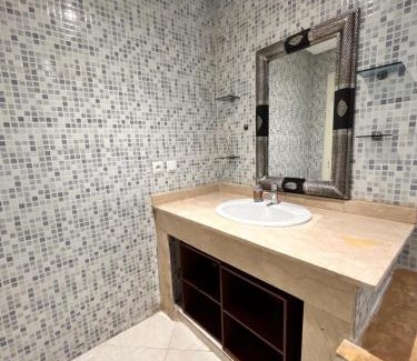Saada Apartment | Lumière