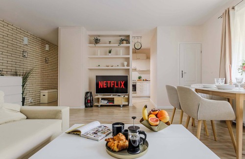 Lodz Apartment | Lumina apart with 2 terraces and parking