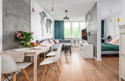 Zoliborz Apartment | Lumina bright apartments in Warsaw